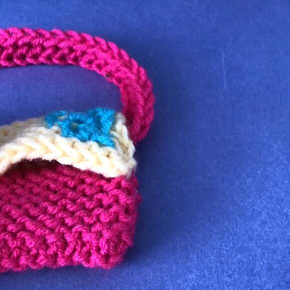 NWOT Vintage Hand-Knitted Made-in-Canada Colourful Pink Mini-Purse Bag - Picture 3 of 3